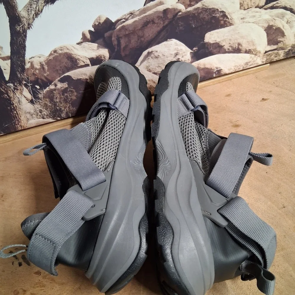 Teva Omnium 2 Mens Grey Black Hybrid Hiking Water Sandals Shoes 1019160 Size 12